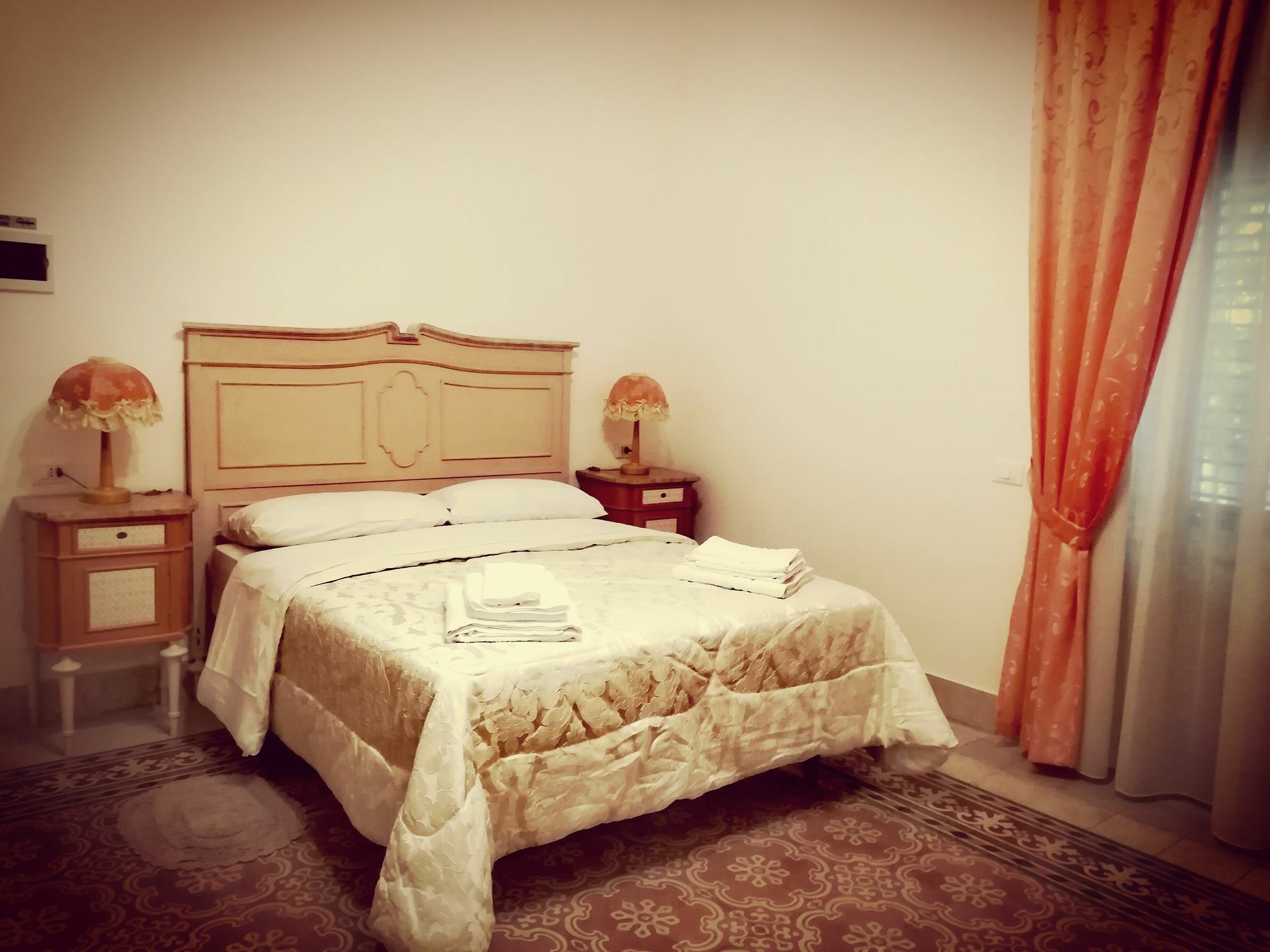 Le Rose Del Viale Bed & Breakfast Palermo Exterior photo